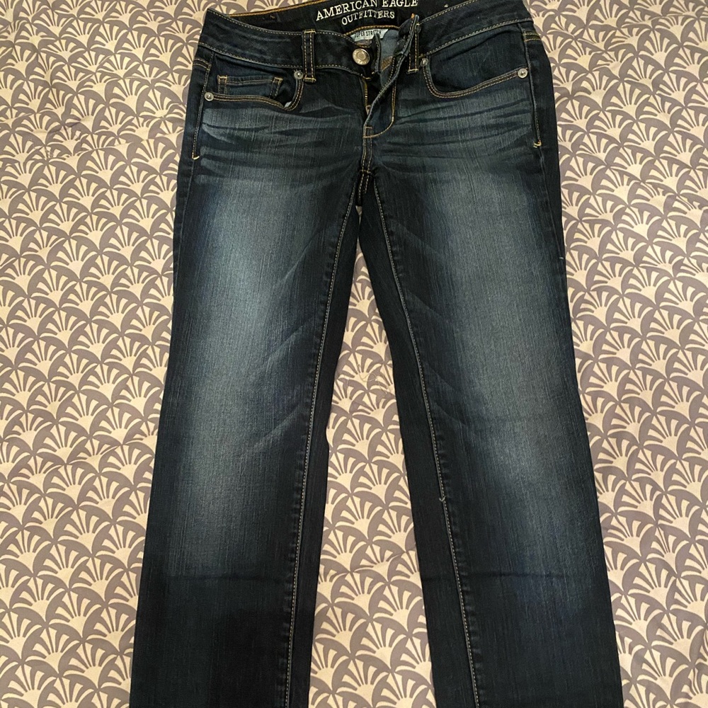 American Eagle Size 2 Boot Leg Jean. NEVER WORN